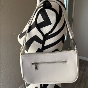 Elegant White Shoulder Bag